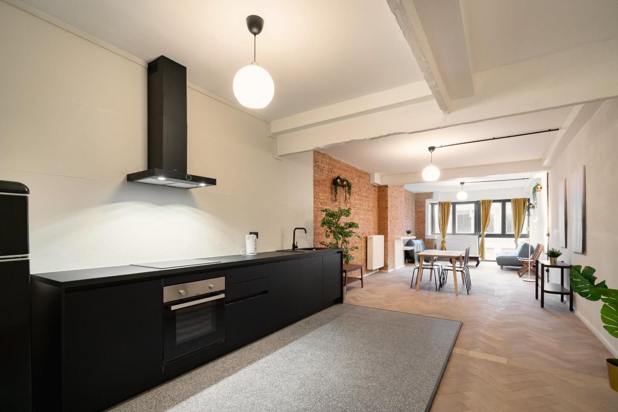 Charming And Spacious Apartments In The Heart Of Antwerp Antuérpia Exterior foto
