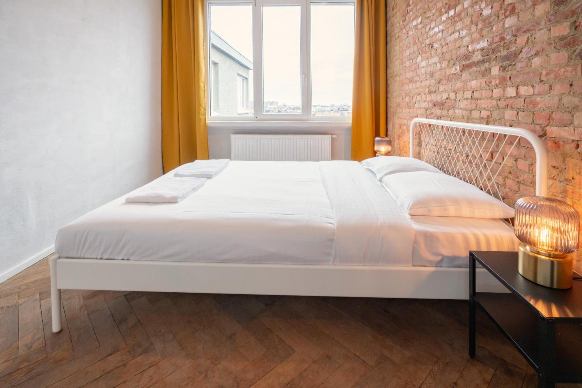 Charming And Spacious Apartments In The Heart Of Antwerp Antuérpia Exterior foto