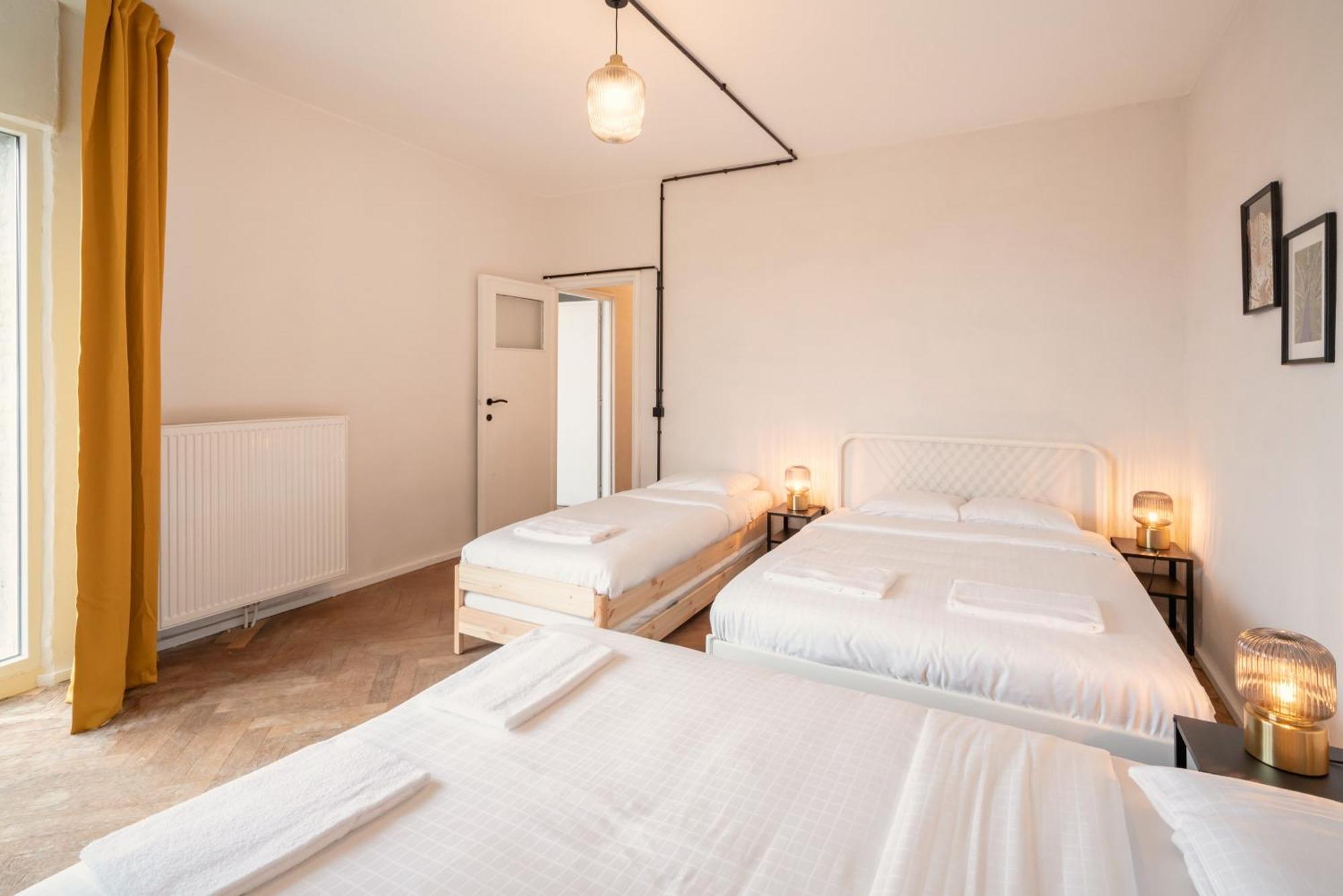 Charming And Spacious Apartments In The Heart Of Antwerp Antuérpia Exterior foto